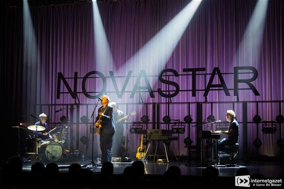 Uitverkochte zaal voor Joost Zweegers en Novastar - Lommel & Pelt