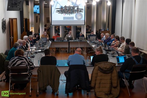 Unaniem goedgekeurd na stevig debat - Hamont-Achel