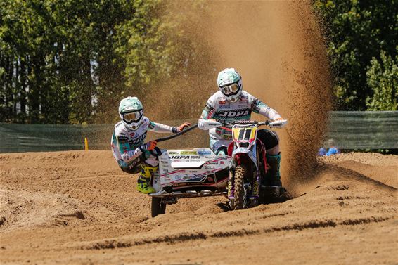 Veel motorgeronk op WK zijspannen - Lommel