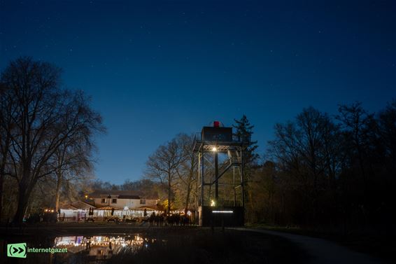 Hamont-Achel - Veel volk op Sterrenkijkdag op De Bever