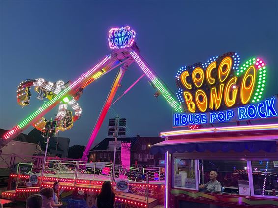 Veel volk voor Paal kermis - Beringen