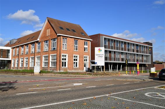 Vlaams geld voor renovatie school - Beringen