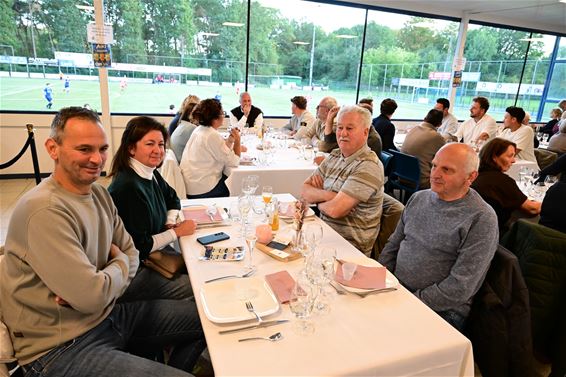 Voetbal en bbq bij KFC Paal-Tervant - Beringen