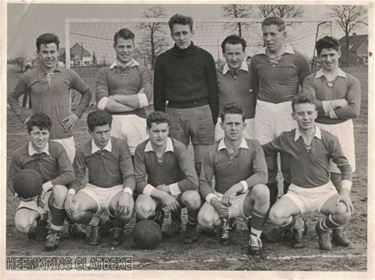 Voetbalploeg FC Kabouters in 1958 - Oudsbergen