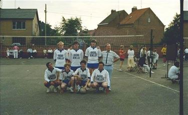 Volleybalteam Radio Benelux - Beringen