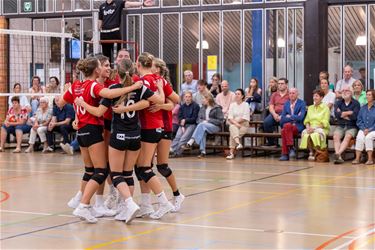 Volleydames A Lovoc verliezen eerste match - Lommel