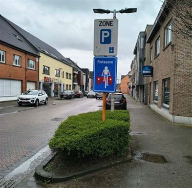 Extra markeringen fietsstraat Koersel - Beringen
