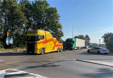 Vrachtwagen in panne - Beringen