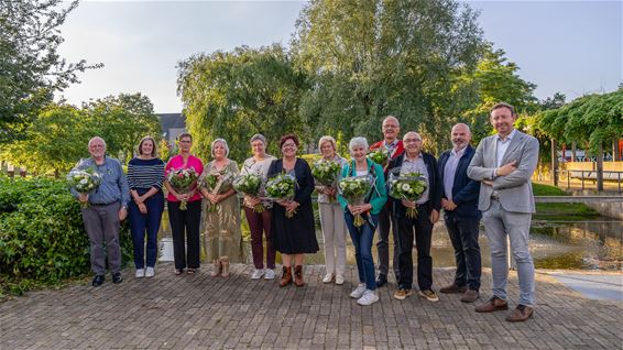 Vrijwilligers van AVO, 'bloemen van mensen' - Lommel