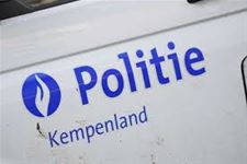 Vrouw (41) gewond bij botsing in Wijchmaal - Peer