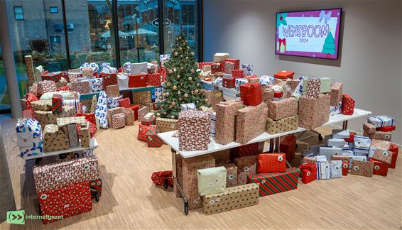 Wensboomactie brengt warmte in Pelt - Pelt