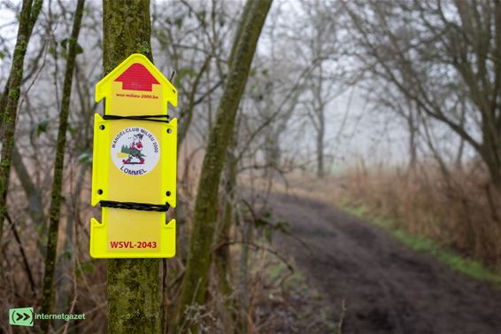 Wie volgt de gele bordjes? - Lommel & Pelt