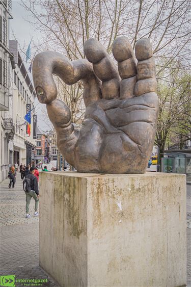 Wie was eerst: Luik of Pelt? - Pelt