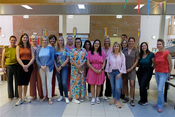 Wij kleuren de regenboog - Beringen