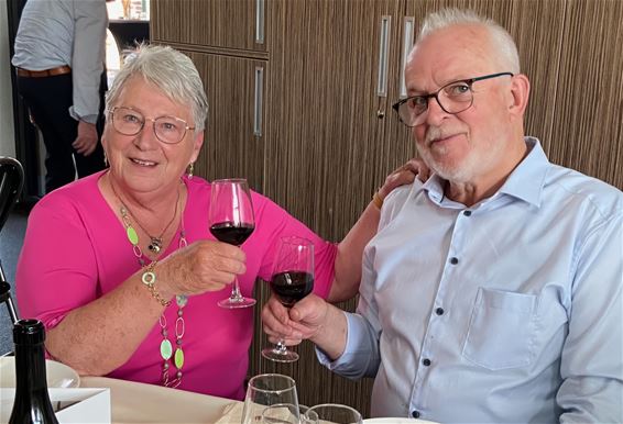 Wim en Jeanne vieren hun gouden bruiloft - Pelt