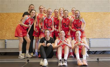 Winst en verlies voor basket in Limburgse beker - Lommel