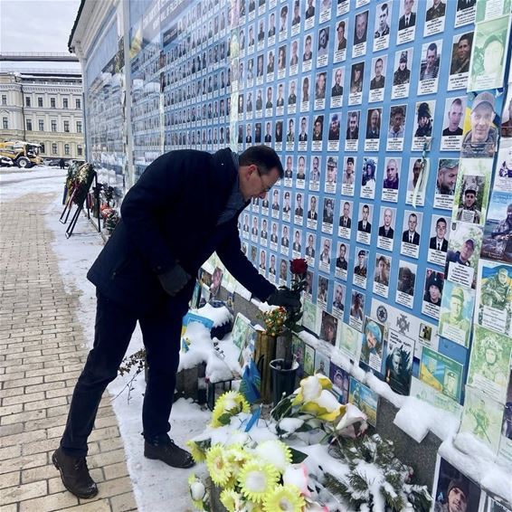 Wouter Beke op bezoek in Kiev - Leopoldsburg