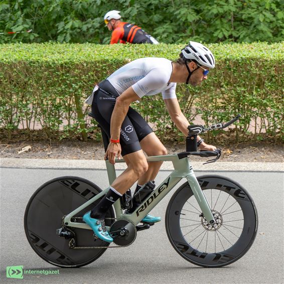 Zes inwoners Hechtel-Eksel aan de finish - Hechtel-Eksel