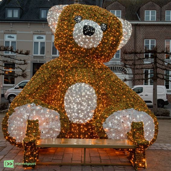 Zet je voor het beertje, en win een cadeaubon! - Peer