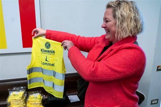 ZIEN en GEZIEN worden, met fluohesjes Kiwanis - Lommel