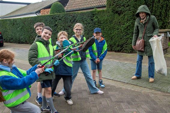 Zwerfvuil rapen met straat.net - Lommel