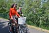 Beringen - Koning en koningin fietsen in Heusden-Zolder