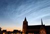 Lommel - Ook 'lichtende nachtwolken' boven onze kerk