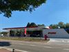 Leopoldsburg - Nieuw tankstation en foodcorner van Esso Bruno