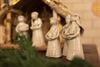 Lommel - Mooie kerststallententoonstelling in de kerk