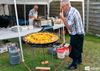 Lommel - Wat een paella-pan in de Eviehaardwijk!