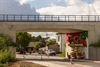 Genk - Nieuwe spoorwegbrug in Termien