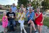 Lommel - Een ijsje voor de vormselcatechisten