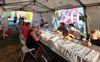 Hamont-Achel - Zonnig buurtfeest in Meester Saklaan