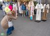 Bree - Selfie op de markt levert koffietje op