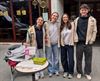 Pelt - Scouts verkopen Rode Kruis-pleisters op de markt