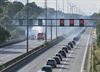 Beringen - Vrachtwagen in brand op E313