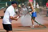 Neerpelt - Op tennissen staat geen leeftijd