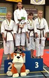 Houthalen-Helchteren - Medailles op Vlaams karatekampioenschap