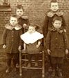 Neerpelt - Herinneringen: de kinderen Bloemen in 1914