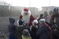 Beringenaren brengen kerst in vluchtelingenkamp