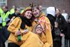 Zwiebertjes schitteren in carnavalsoptocht