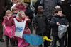 Zwiebertjes schitteren in carnavalsoptocht
