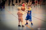 Basketten tegen de ouders, da's genieten!