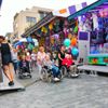 Bewoners Kapittelhof genieten op de kermis