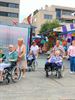 Bewoners Kapittelhof genieten op de kermis