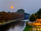 De Supermaan wandelde mee