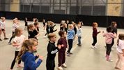 Dansen voor kinderen met MOEV