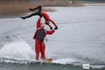 Wervelende maar koude waterski-kerstshow