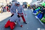 Een zonnige carnavalsstoet trok door Lommel