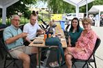 Kleurrijk lentefeest bij Selimye moskee